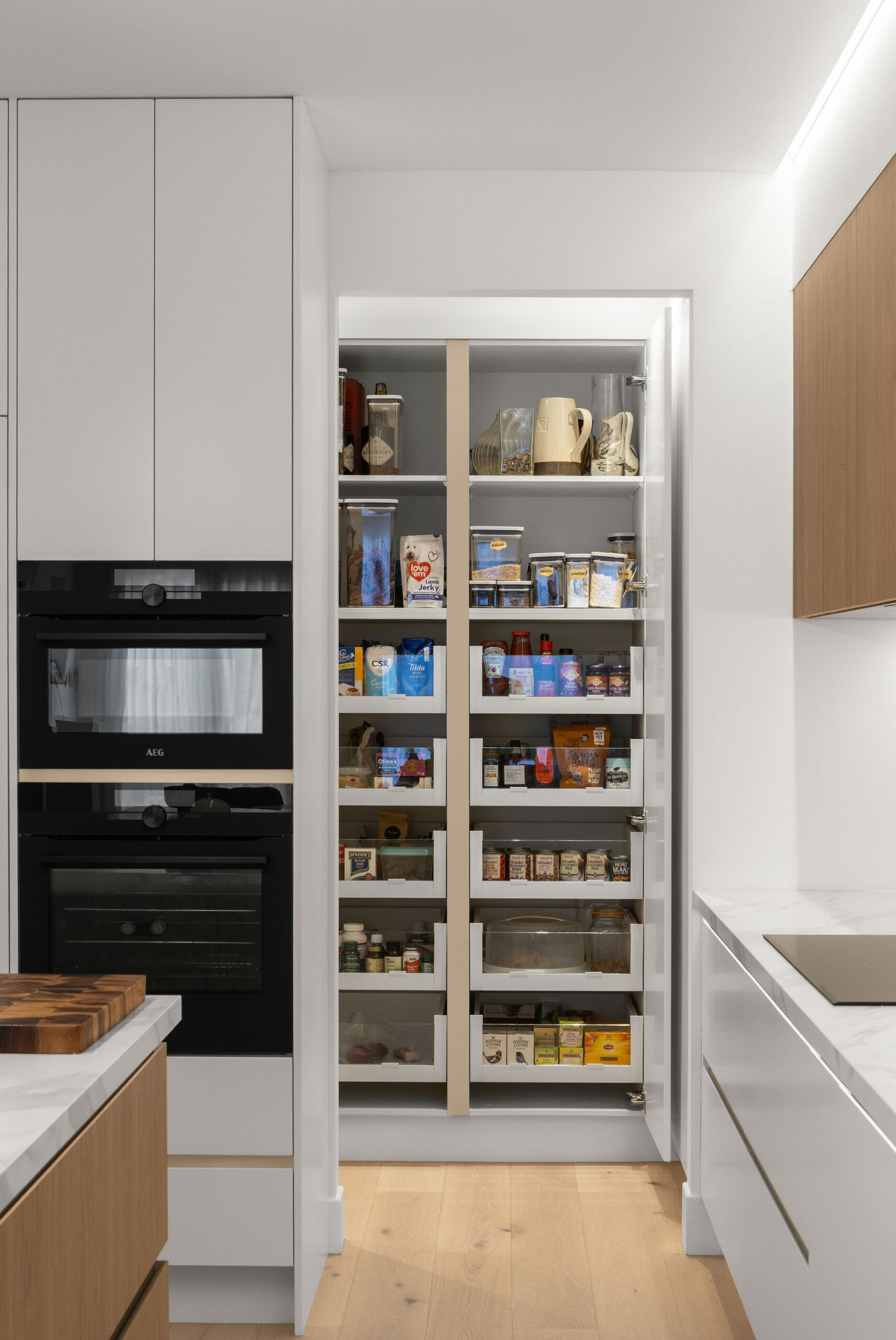 Pantry storage with inner drawers